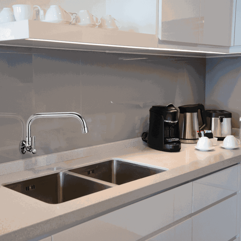 torneira parede bica baixa talita metais cozinha